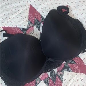 Victoria’s Secret dream angels 34DD